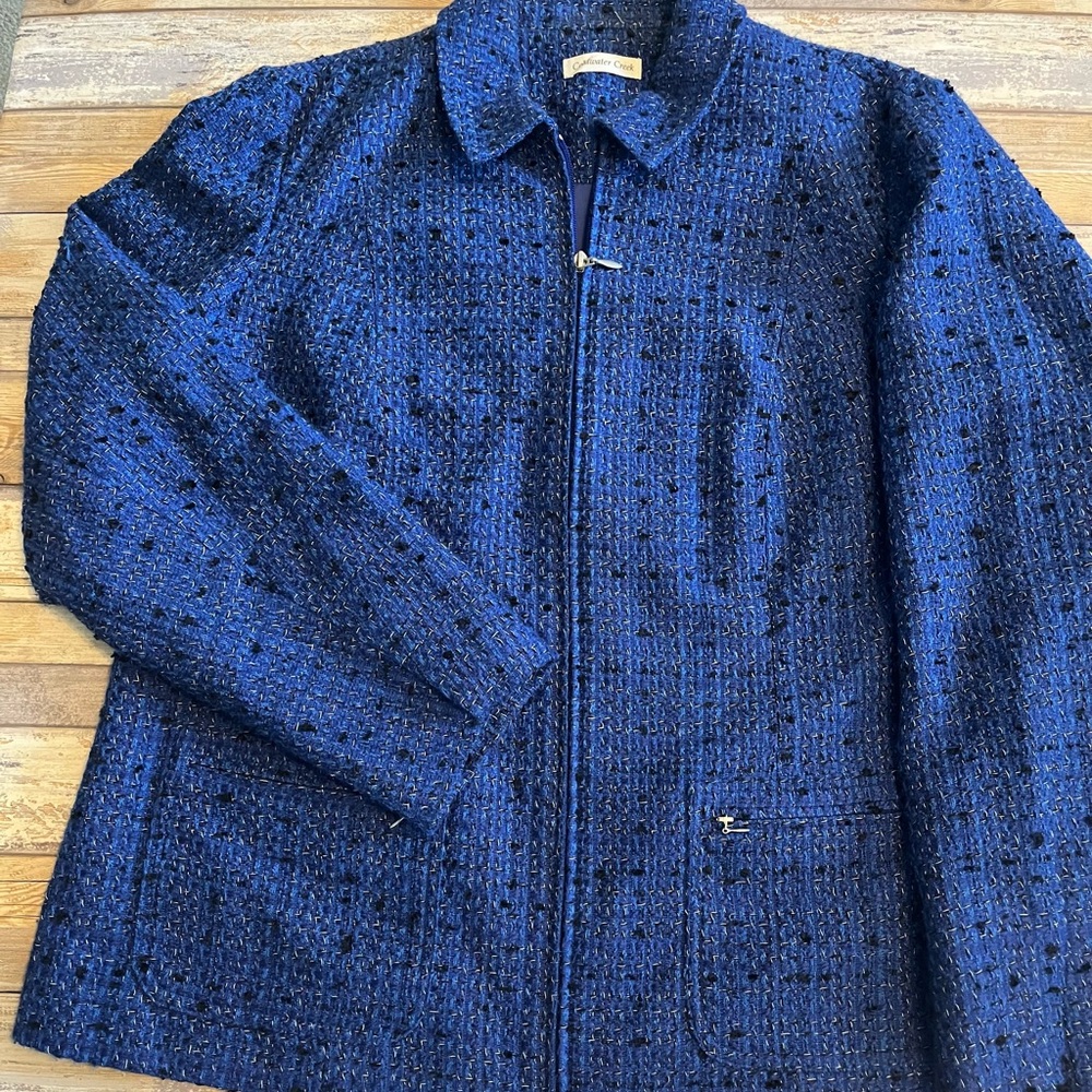 The BEST Coldwater Creek jacket, sz 18W.  Beautiful!  Fun zipper details.